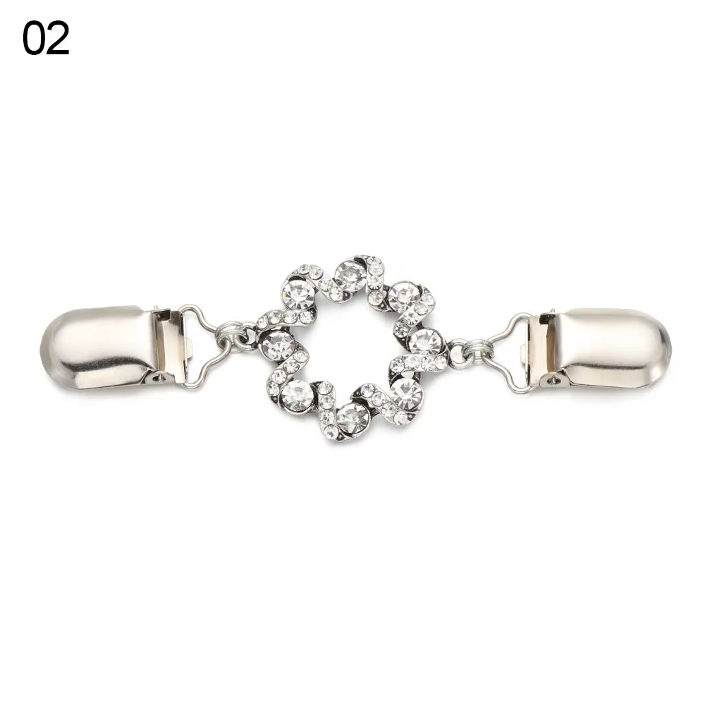 1PC Retro Women Cardigan Sweater Blouse Shawl Clips Shirt Collar Flower Pattern Duck Clip Clasps Fashion Clothing Accessories