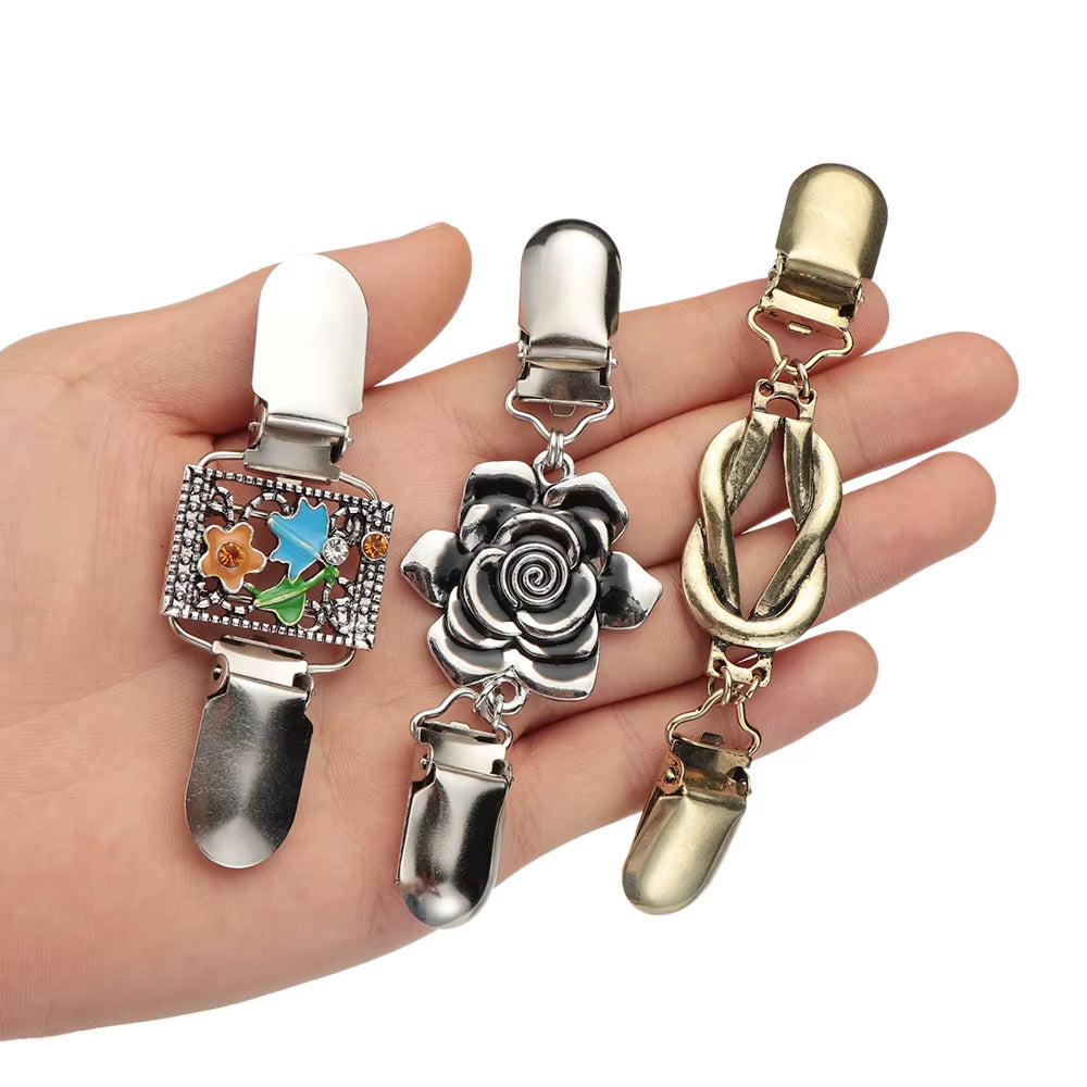 1PC Retro Women Cardigan Sweater Blouse Shawl Clips Shirt Collar Flower Pattern Duck Clip Clasps Fashion Clothing Accessories